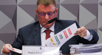 Contador de empresas beneficiadas por esquema do INSS depõe na CPMI