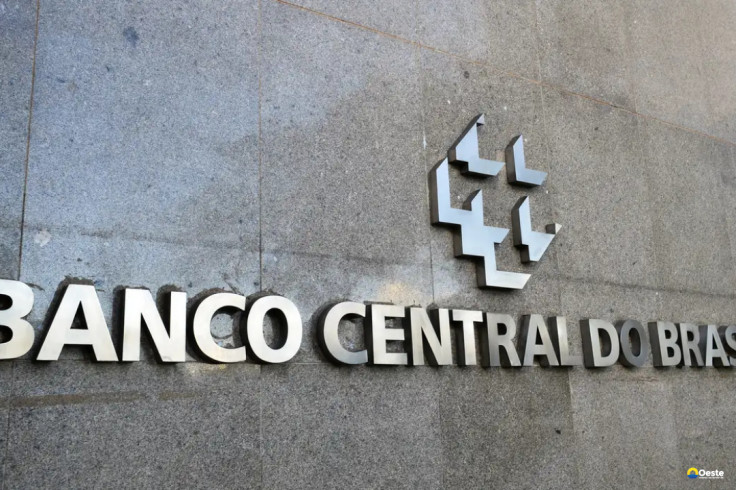 Contas externas têm saldo negativo de US$ 5,1 bilhões em outubro