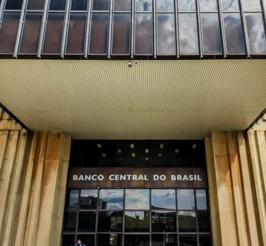 Copom inicia reunião que definirá taxa básica de juros