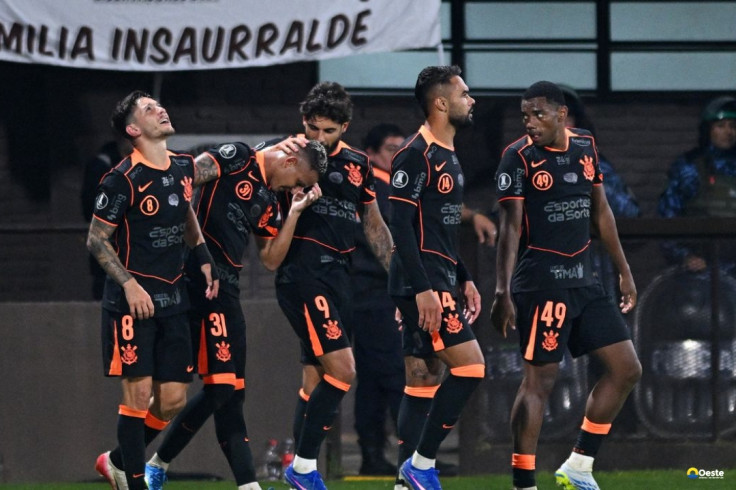 Corinthians derrota Platense na Libertadores na estreia de Diniz