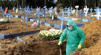 Covid-19 deixou 149 mil crianças e adolescentes órfãos em 2020 e 2021