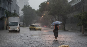 Defesa Civil de SP alerta para ocorrência de chuva forte no estado