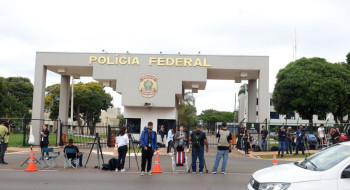 Defesa de Bolsonaro pede autorização para realizar exame na prisão