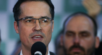 Deltan paga indenização a Lula por PowerPoint da Lava Jato