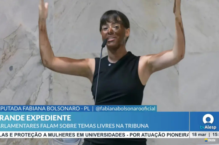Deputados pedem cassação de Fabiana Bolsonaro por blackface na Alesp