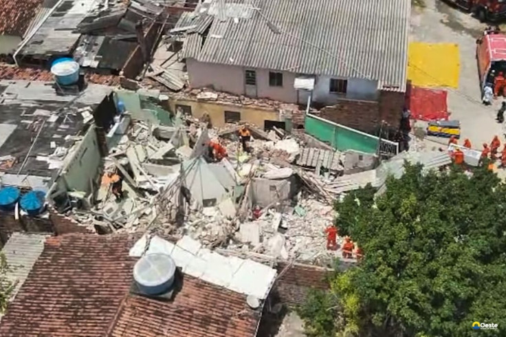 Desabamento em Olinda deixa dois mortos e feridos