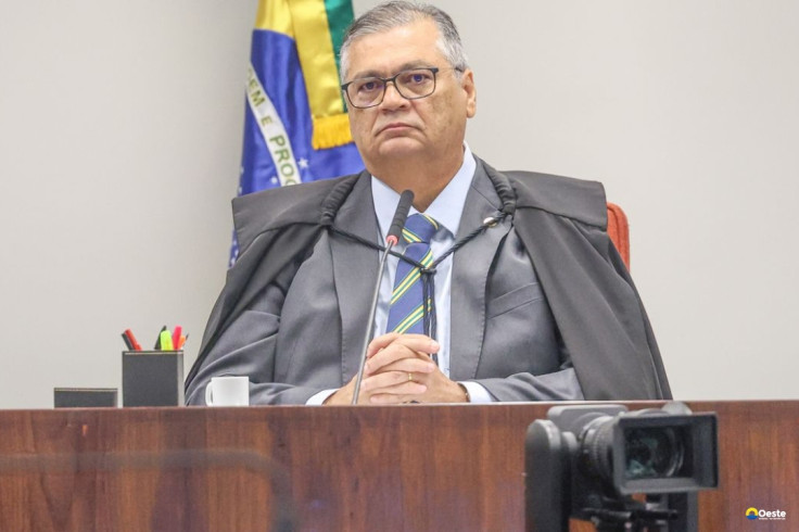 Dino determina afastamento do presidente do TCE do Maranhão