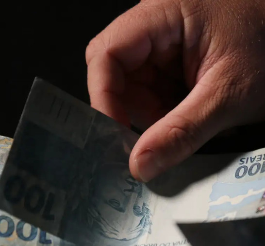 Dívida Pública sobe 0,97% em setembro e encosta em R$ 9,4 trilhões