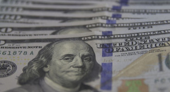 Dólar fecha abaixo de R$ 5,40 pela primeira vez em 11 dias