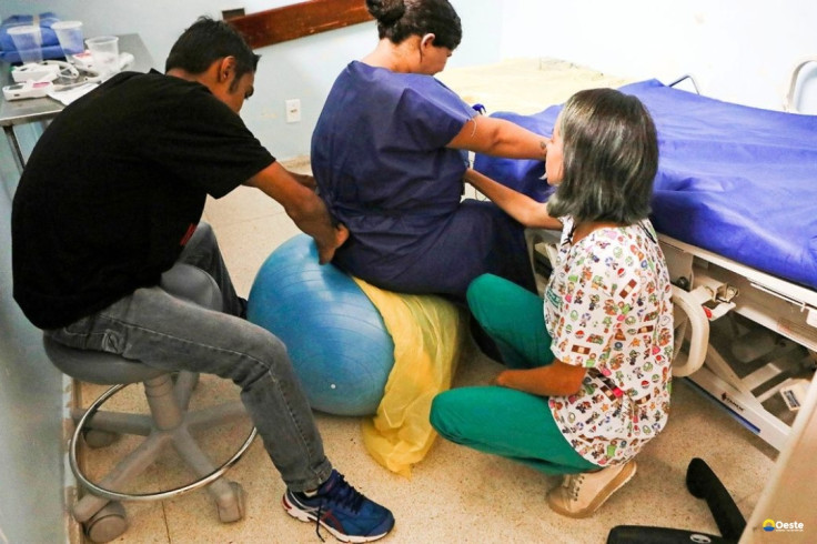 Doula: regulamentação reforça integração da categoria ao SUS