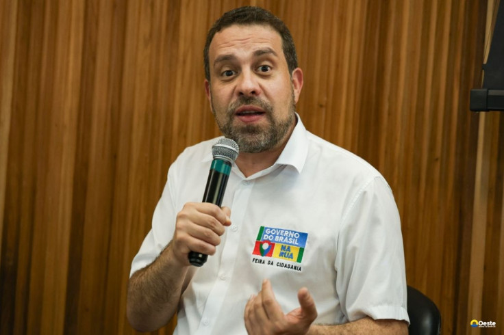 “É banditismo”, diz Boulos sobre aumento de diesel nos postos