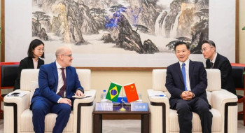 EBC firma parceria inédita com China Media Group