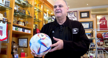 Em entrevistas, Oscar mostra relíquias e revela ídolos do esporte