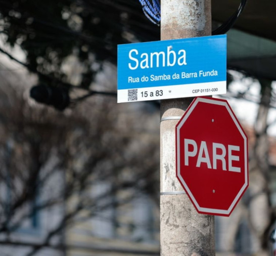 Em São Paulo, rua é renomeada em homenagem à história do samba