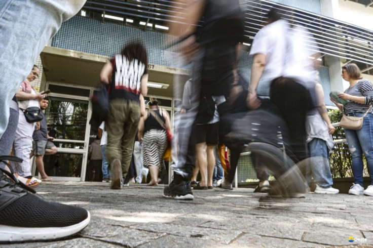 Enem 2025: 4,8 milhões participam do 1° dia de provas neste domingo