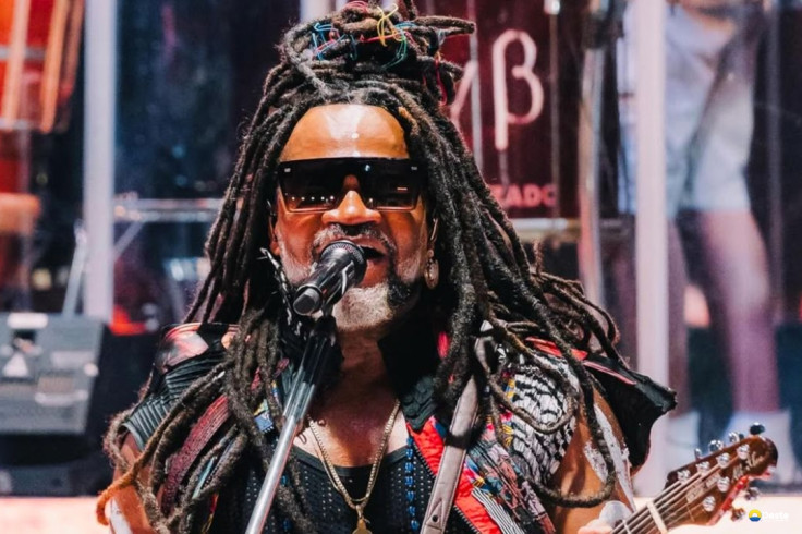 Especial da Rádio Nacional revisita carreira de Carlinhos Brown