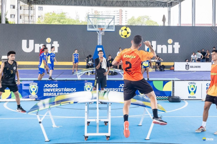 Esporte Universitário leva mensagem de paz em meio a conflitos globais