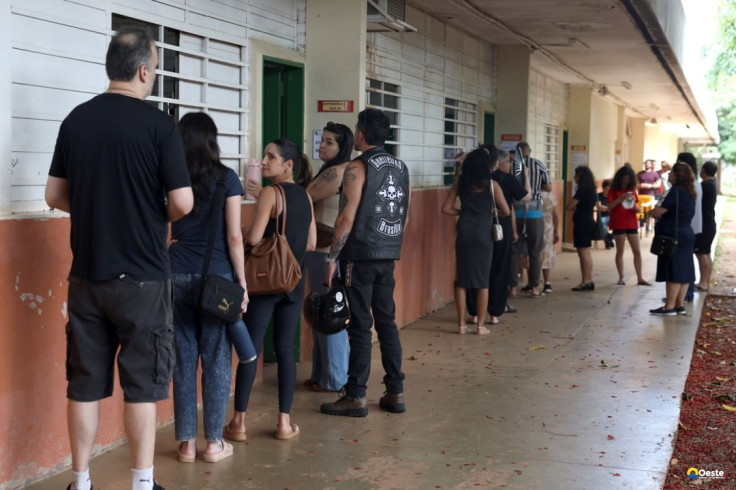 Estudantes relatam violência relacionada à eleição presidencial