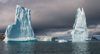 Estudo brasileiro alerta para degelo acelerado nas calotas polares