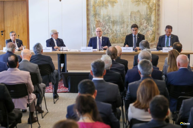 Fachin defende distanciamento de interesses no Judiciário