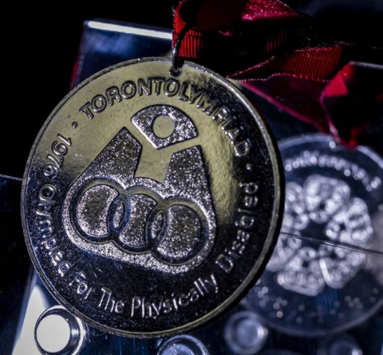 Familiares celebram legado de primeira medalha paralímpica do Brasil