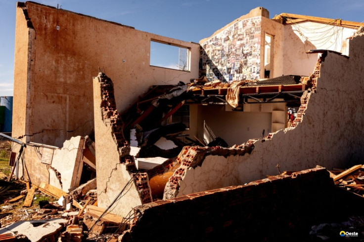 Famílias atingidas por tempestade no Paraná vão receber até R$ 50 mil