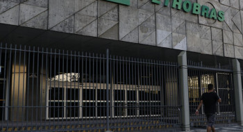 Federações se dividem sobre futuro da greve na Petrobras