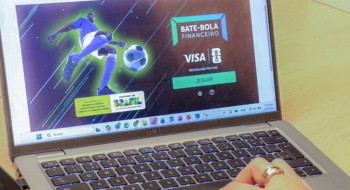 Ferramenta promove educação financeira a famílias no CadÚnico
