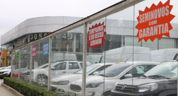 Financiamento de veículos fecha 2025 com 7,3 milhões de unidades