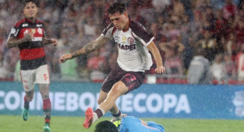 Flamengo luta, mas sucumbe diante do Lanús e perde título da Recopa