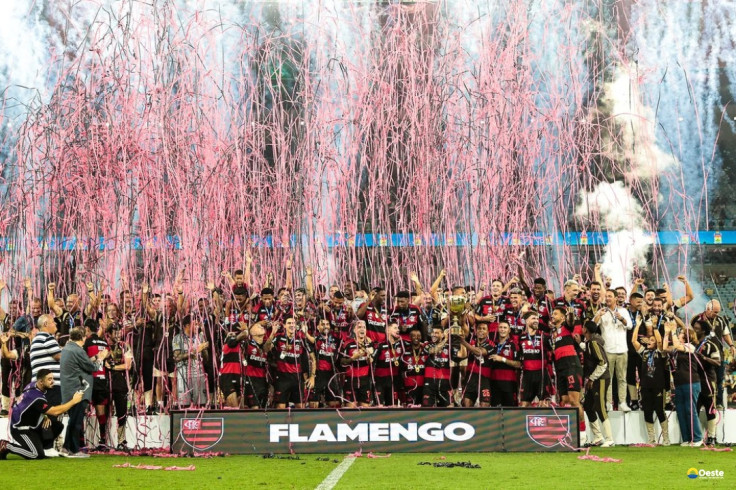 Flamengo vence Fluminense nos pênaltis e fatura tricampeonato carioca
