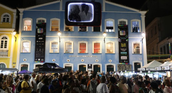 Flipelô divulga programação com mais de 500 escritores