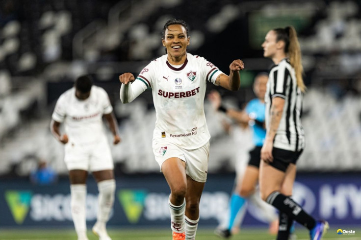 Fluminense domina, vence e complica Botafogo no Brasileirão Feminino