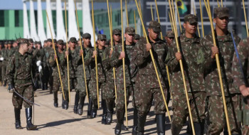 Formação militar: fixadas vagas para negros, indígenas e quilombolas