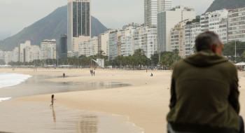 Frente fria chega ao Rio com pancadas de chuva e vento forte