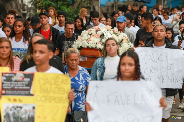 Fundo Brasil doa recursos para famílias das vítimas da operação no Rio