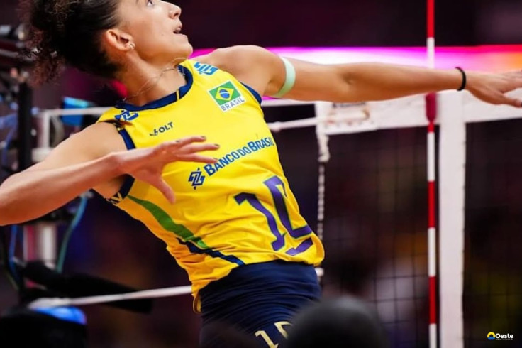 Gabi Guimarães é segunda melhor jogadora de vôlei do mundo em 2025