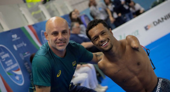 Gabrielzinho lidera natação paralímpica do Brasil no circuito mundial