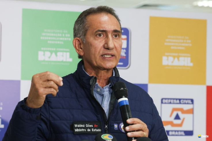 Governo anuncia envio de equipes para região destruída por ciclone