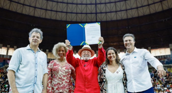 Governo anuncia investimento de R$ 108 milhões em cursinhos populares