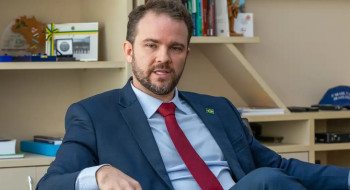 Governo avalia uso do FGTS para quitar dívidas, diz Durigan