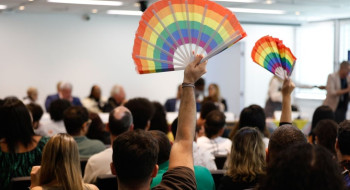 Governo diz que vai acertar salários do programa Rio Sem LGBTIfobia