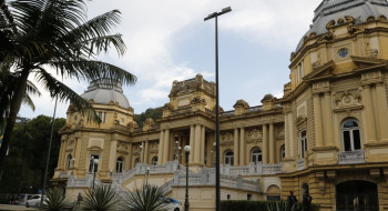 Governo do Rio exonera comissionados em autarquia investigada