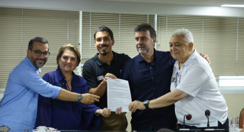 Governo federal destina R$ 12 milhões a escolas de samba do Rio