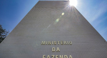 Governo prevê arrecadar R$ 4,4 bi com taxação de fintechs, bets e JCP