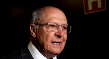 Governo prioriza abastecimento e segurar preço do diesel, diz Alckmin