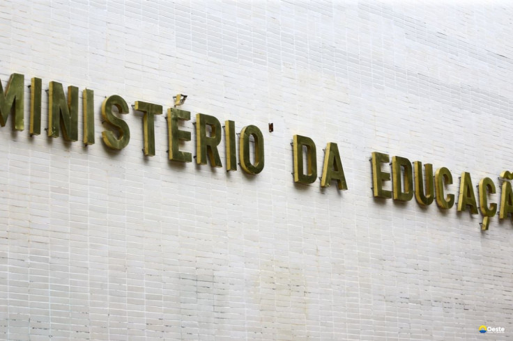 Governo recompõe orçamento para educação e ciência