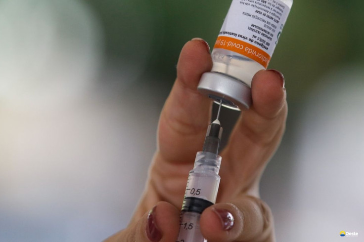 Há 5 anos, Brasil aplicava primeiras doses de vacina contra a covid-19