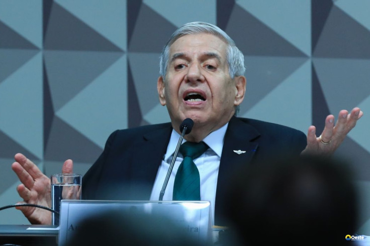 Heleno deixa Comando Militar para cumprir prisão domiciliar