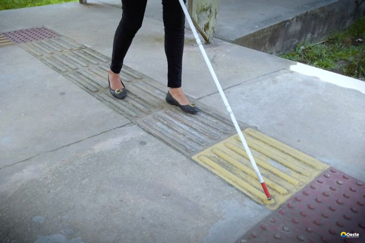 Hoje é Dia: Dezembro Vermelho, pessoas com deficiência e samba em foco